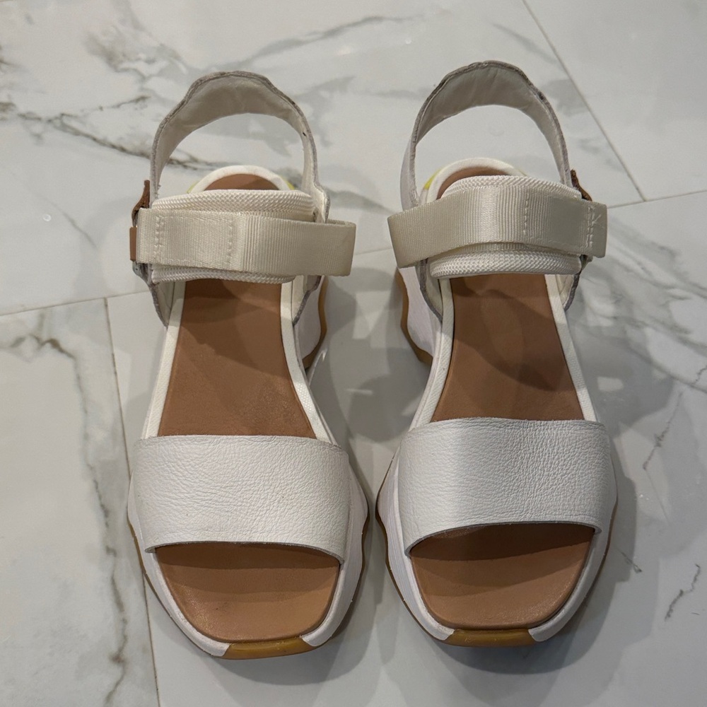 Sorel white wedge Sandals